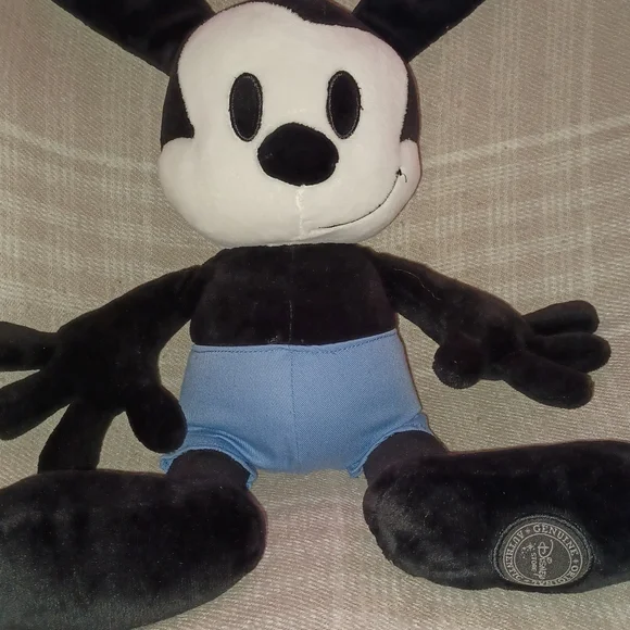 DISNEY OSWALD THE LUCKY RABBIT 17" SOFT PLUSH STUFFED. WILL MAKE A GREAT GIFT!! - Picture 2 of 6